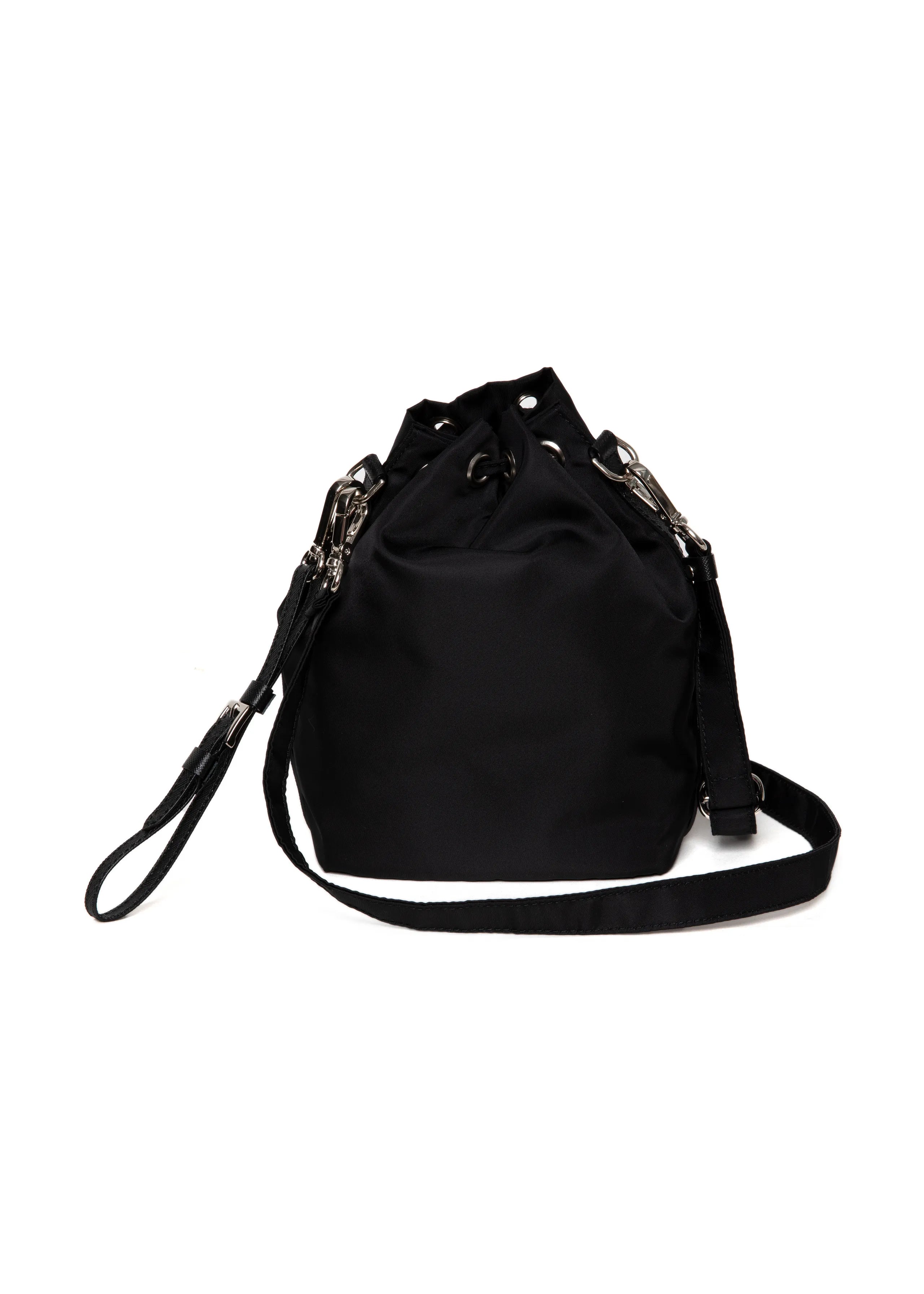 CDL TOKYO ナイロンバッグ 巾着型ØMI 登坂 CDL TOKYO 黒 ナイロン巾着