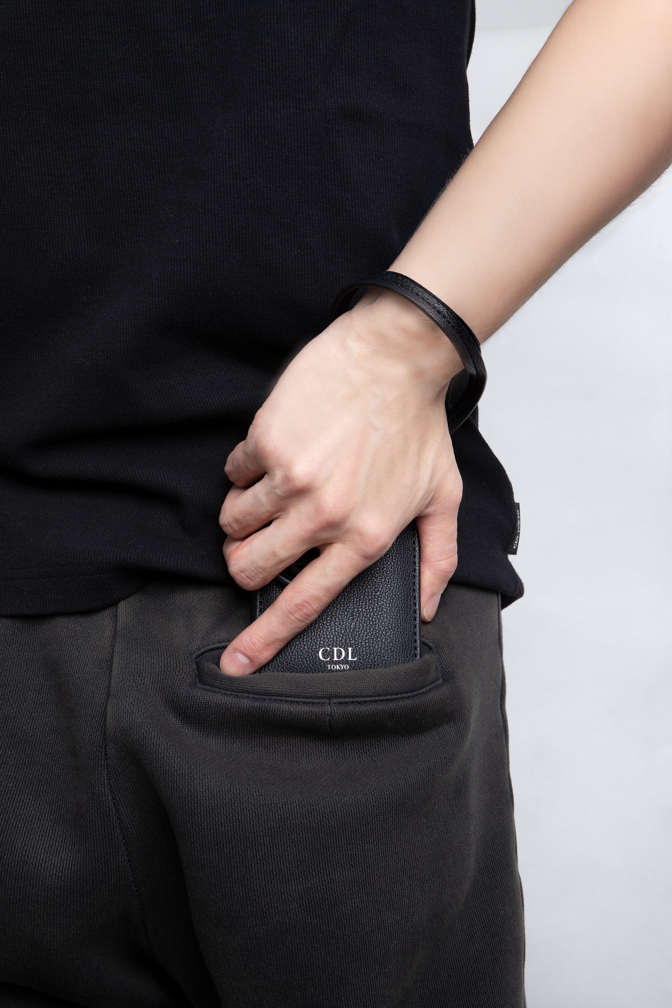 CDL Neck Strap Pass Case – CDL TOKYO
