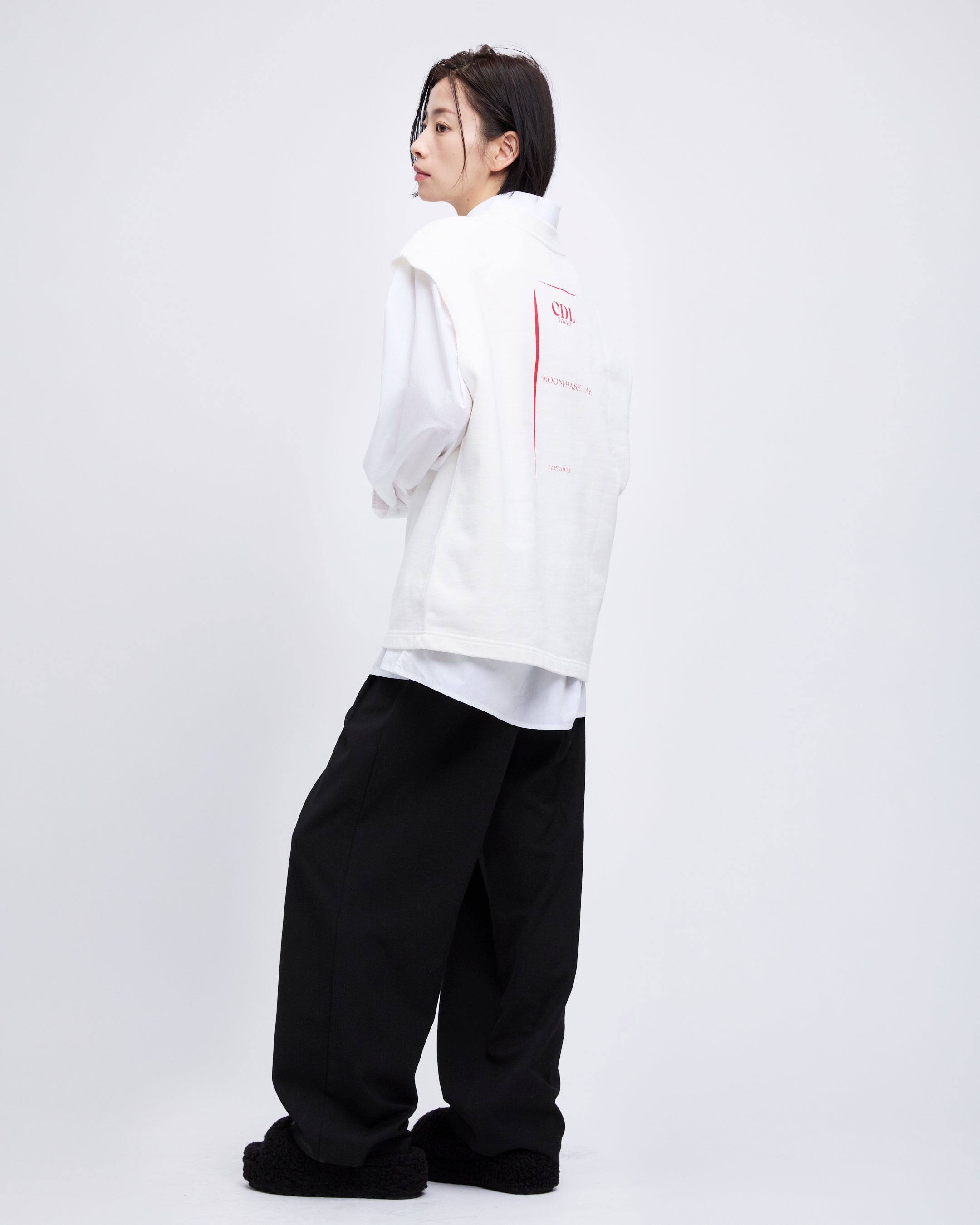 CDL Sleeveless Sweatshirt – CDL TOKYO
